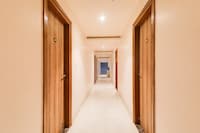 Super Townhouse Viraj Khand Formerly Veridian Inn