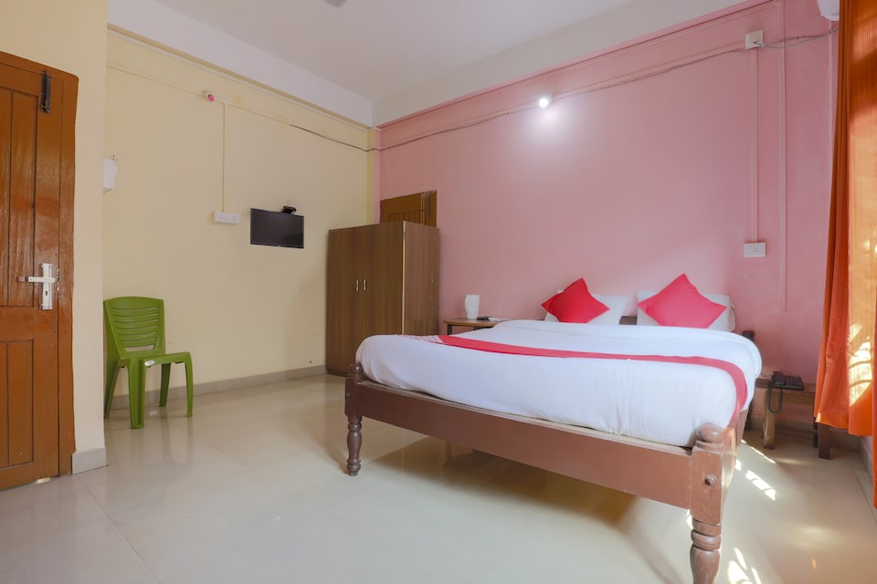 OYO Hotel Green Lush, ISBT Guwahati, Guwahati