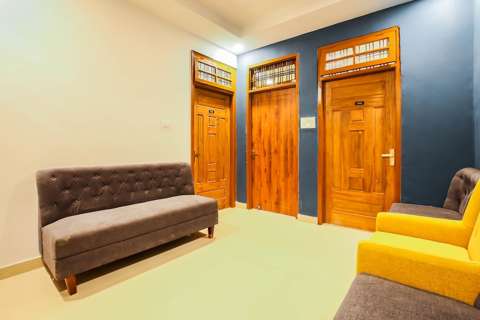 HOTEL O SILVER NEAR LULU MALL, SGPGI Lucknow, Lucknow