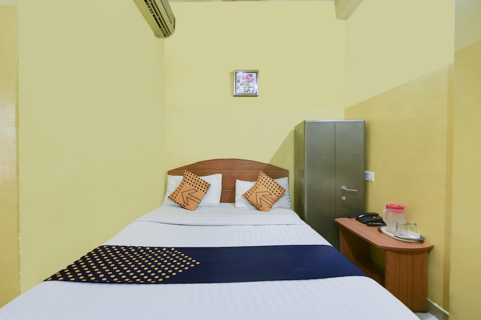 SPOT ON 74228 Galaxy Comforts, Mysore City Center, Mysore