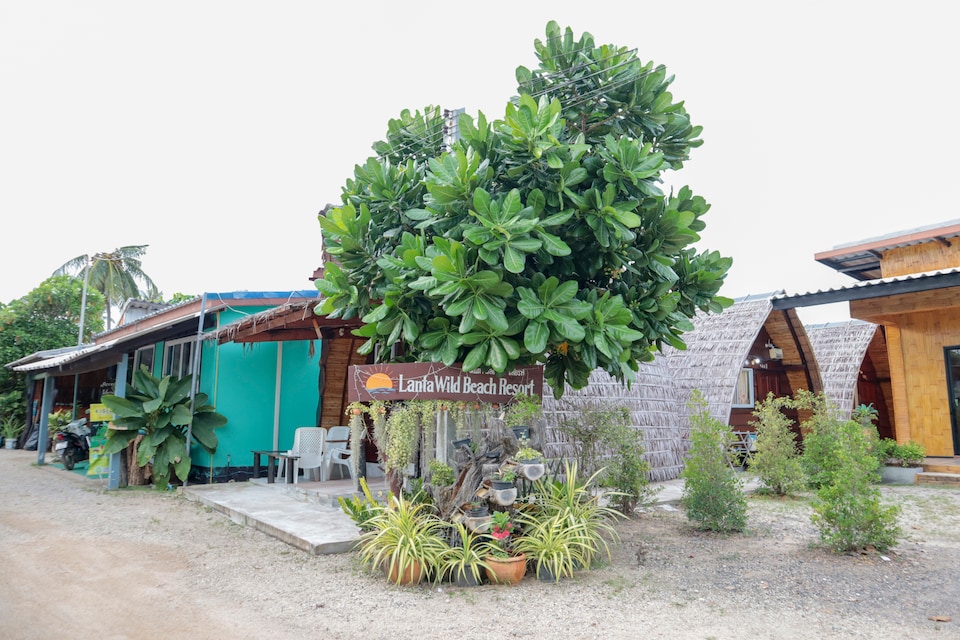 OYO 1083 Lanta Wild Beach Resort, Ko Lanta P1, Krabi