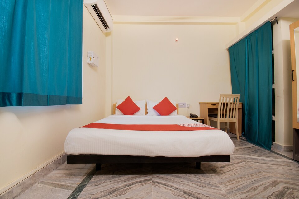 LIVE as PAT900, Bailey Road, Patna