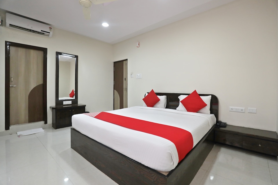 Live on BLR2818, Electronic City Phase 1 Bangalore, Bangalore