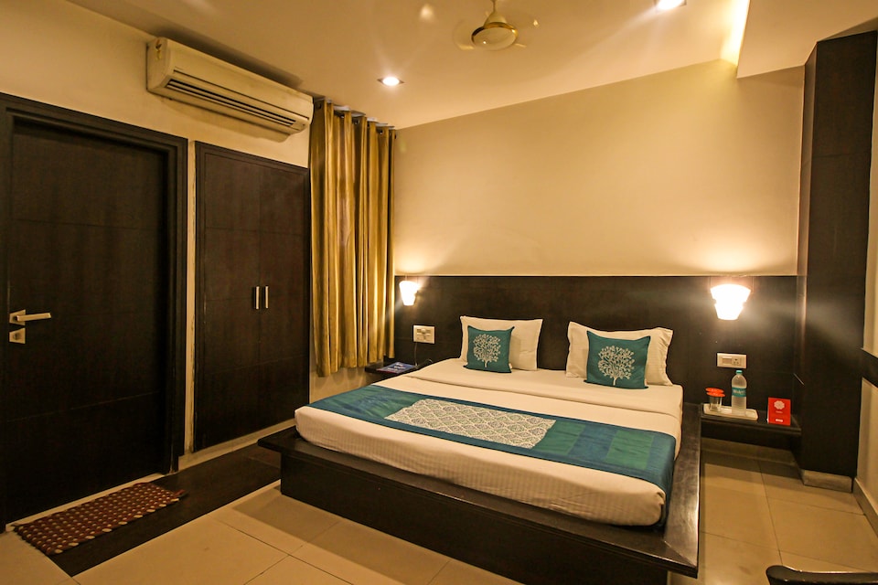 OYO 6260 Hotel RR Inn, Aligarh, Aligarh