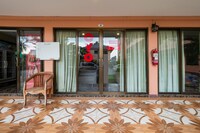 OYO 1087 Udom Khomkham Apartment