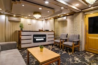 Super Townhouse Parkstreet Formerly Hotel Royal Garden