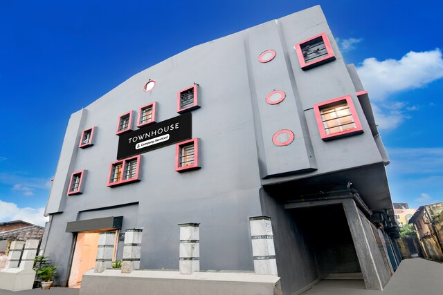 Super Townhouse Science City Formerly Hotel Mannat International