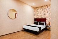 Super Townhouse Science City Formerly Hotel Mannat International