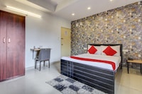 Hotel O Oyo Kings Suites Banaswadi Near SMVT railway station
