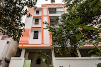 Super Hotel O Rajbanshi Nagar