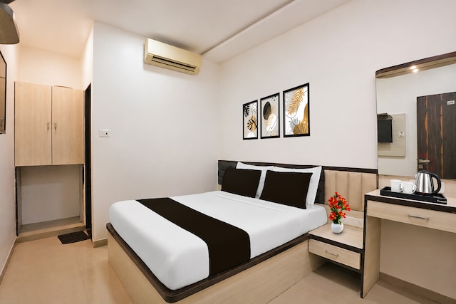 Collection O Kurla BKC Mumbai Formerly Golden Tulipz