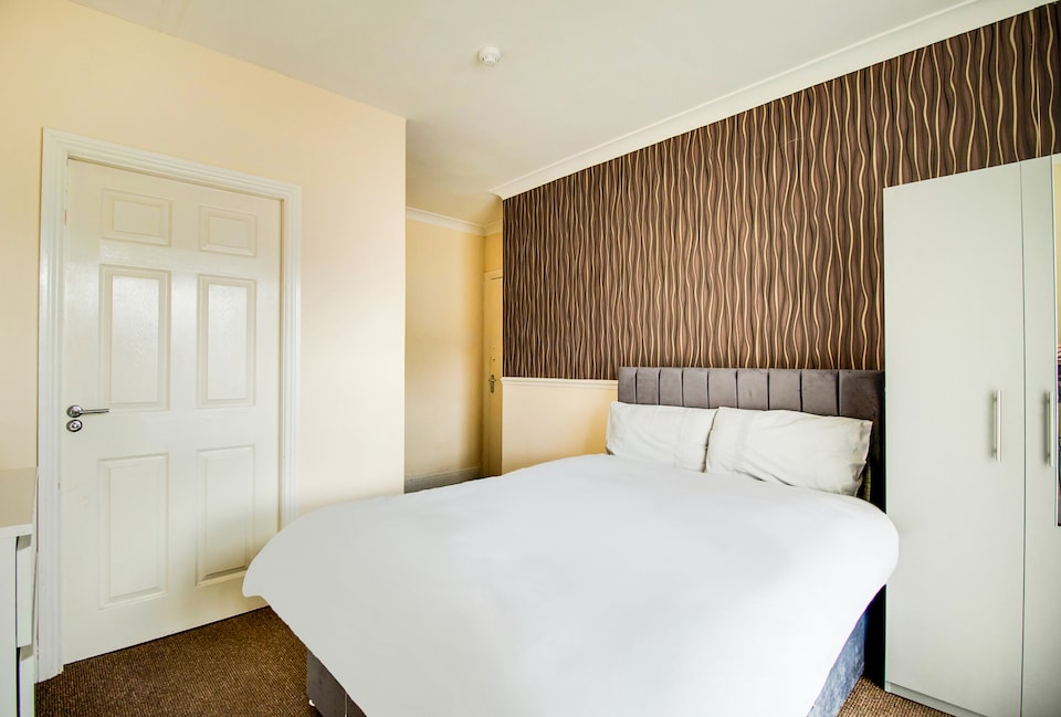 The Longlands Hotel, Middlesbrough (Scotland), Middlesbrough