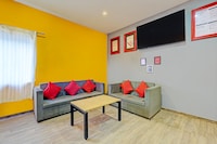 Super Townhouse Ramamurthy Nagar Formerly Navya International