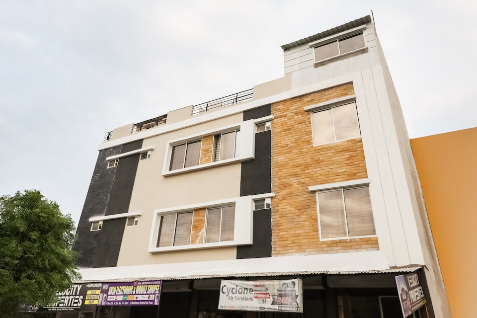 OYO Flagship 30861 Hotel Velocity Vijay Nagar, Vijay Nagar Indore, Indore