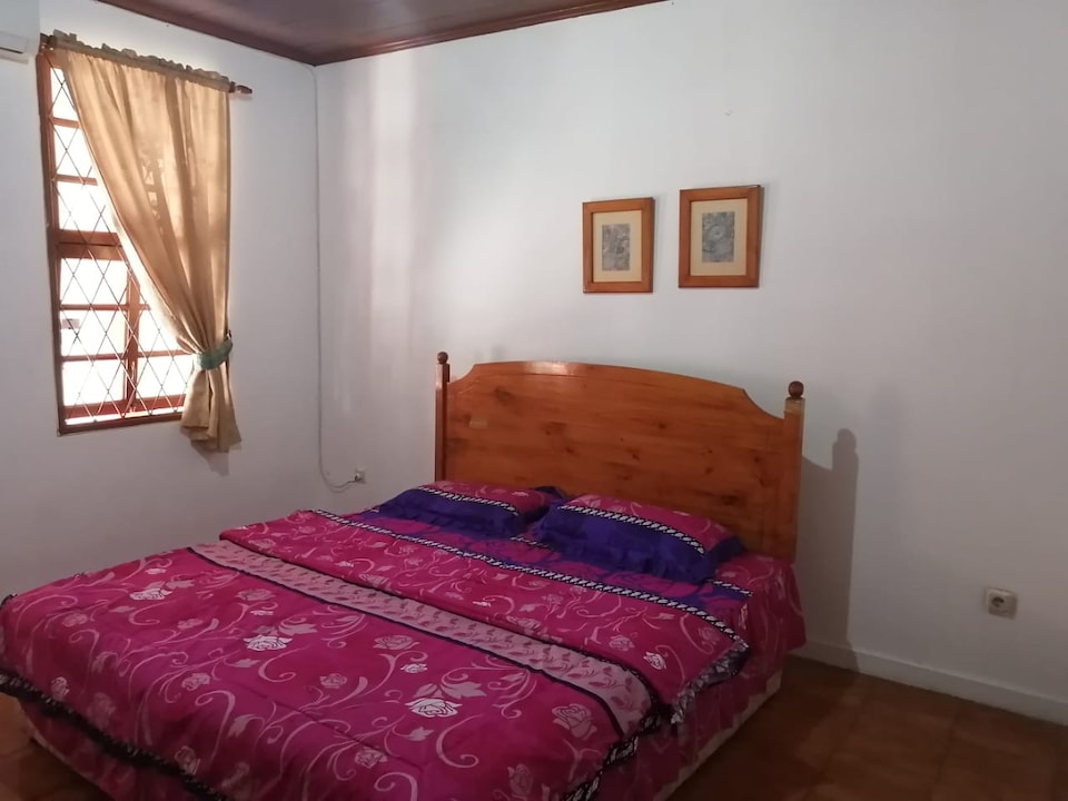 OYO 3828 Villa Kota Bunga Blok Q, Cianjur Puncak, Puncak Cipanas