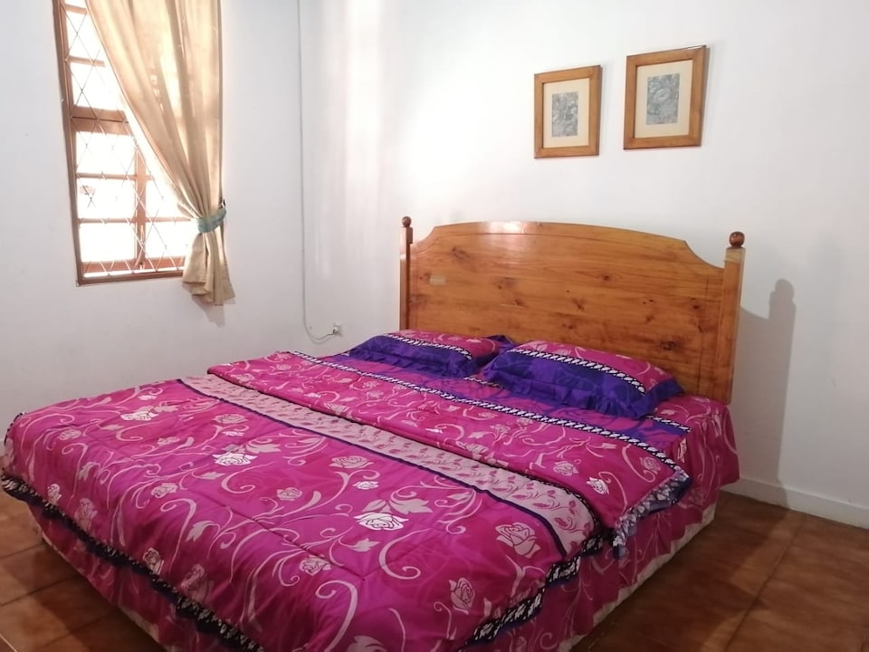 OYO 3828 Villa Kota Bunga Blok Q, Cianjur Puncak, Puncak Cipanas