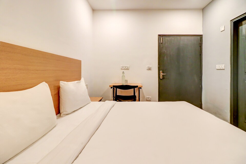 Collection O Elite Residency, Dwarka Delhi, Delhi