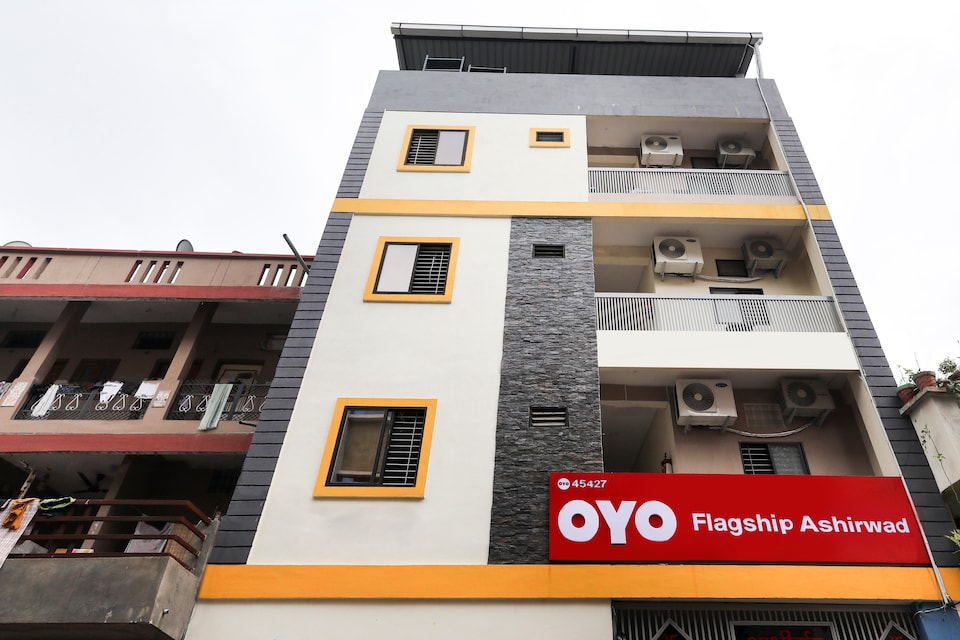  live on ind579, Bhawarkua Indore, Indore