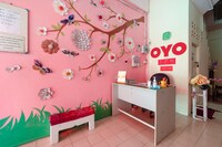 OYO 1099 Star​ House​