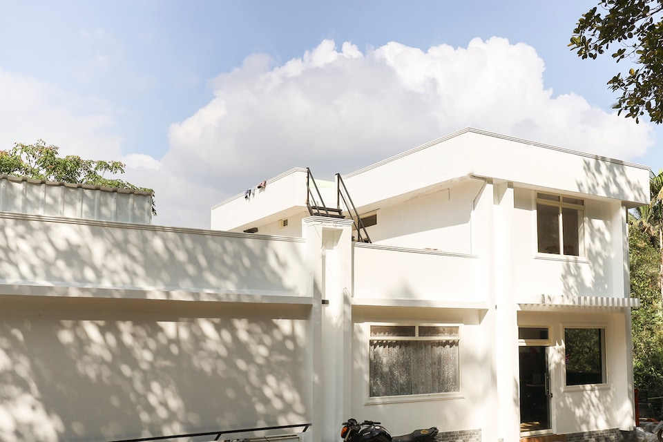 SilverKey Executive Stays 66702 Diamond Valley Anachal, Munnar City Munnar, Munnar