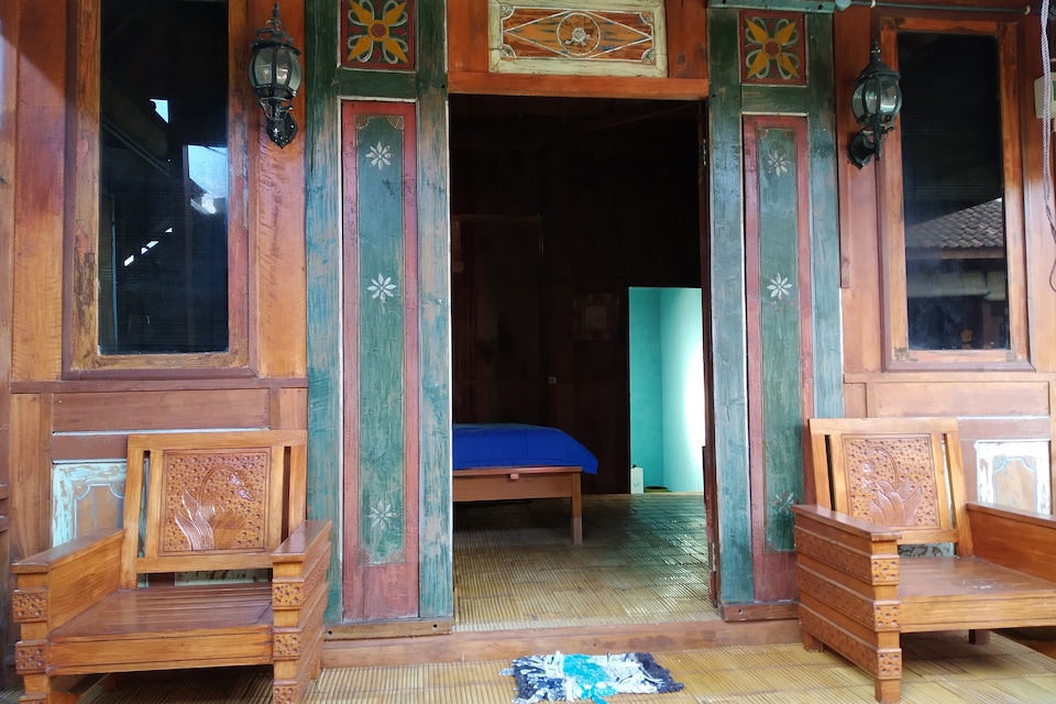 OYO 3834 House Tien, Canggu, Bali