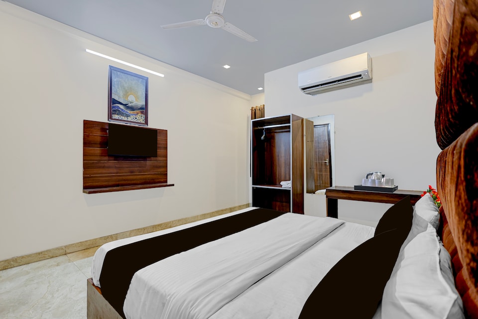 Townhouse Ranipur Mor Formerly Parmila Inn , Ranipur Haridwar, Haridwar