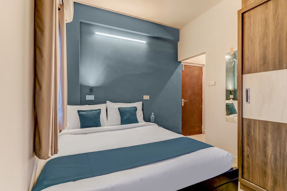 OYO SilverKey Airport, Airport Road Bangalore-II, Bangalore