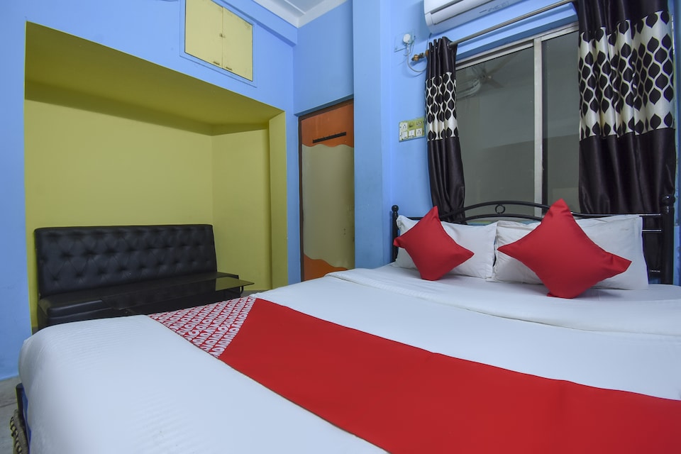 OYO 74457 Nilanjana Lodage , Asansol, Asansol