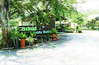 OYO 1105 Lawan Garden Resort