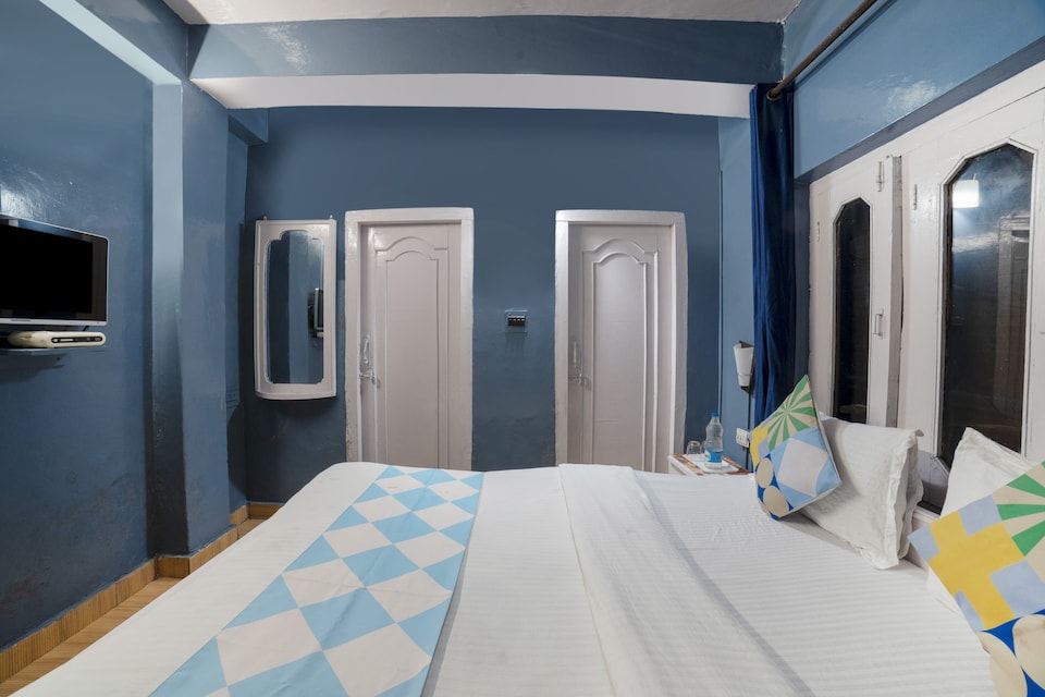 OYO Home 74484 Harsh Home Stayz, Mall Road Nainital, नैनीताल