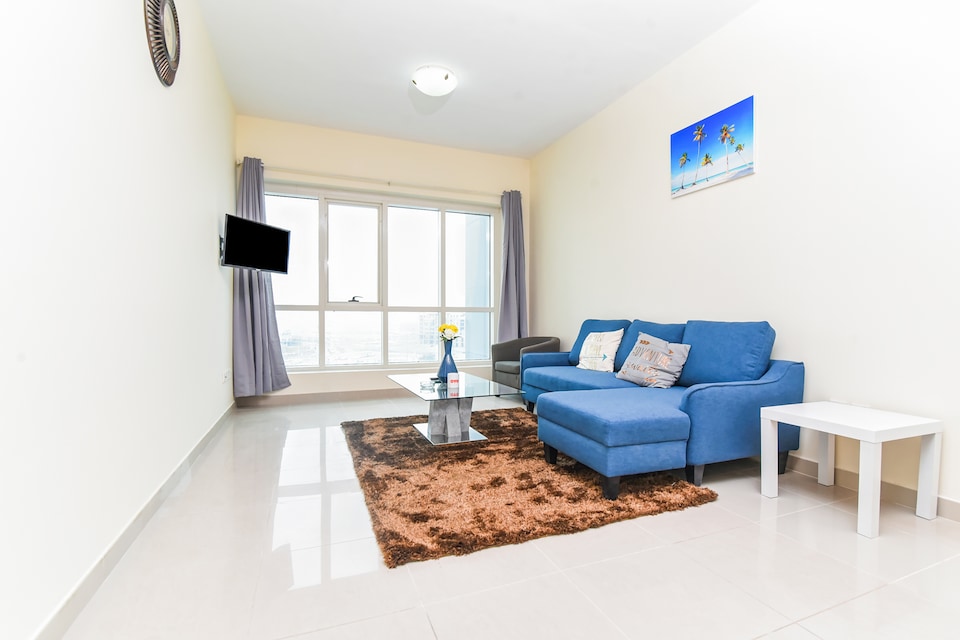OYO 543 Home 908,boulevard point, Jumeirah, Dubai
