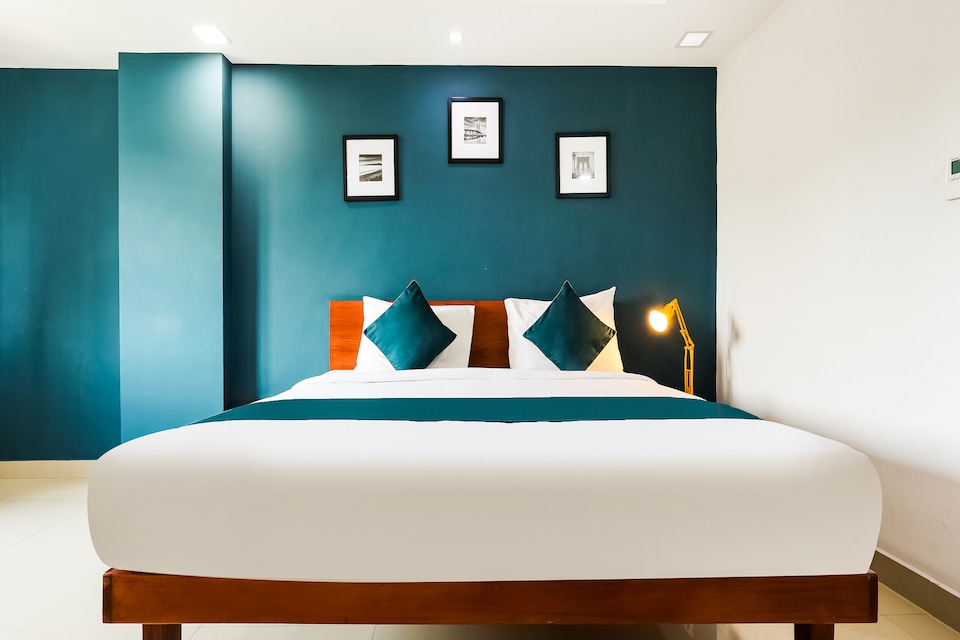 SilverKey Executive Stays 38029 The Reach- Churchlanding, MG Road Kochi, Kochi