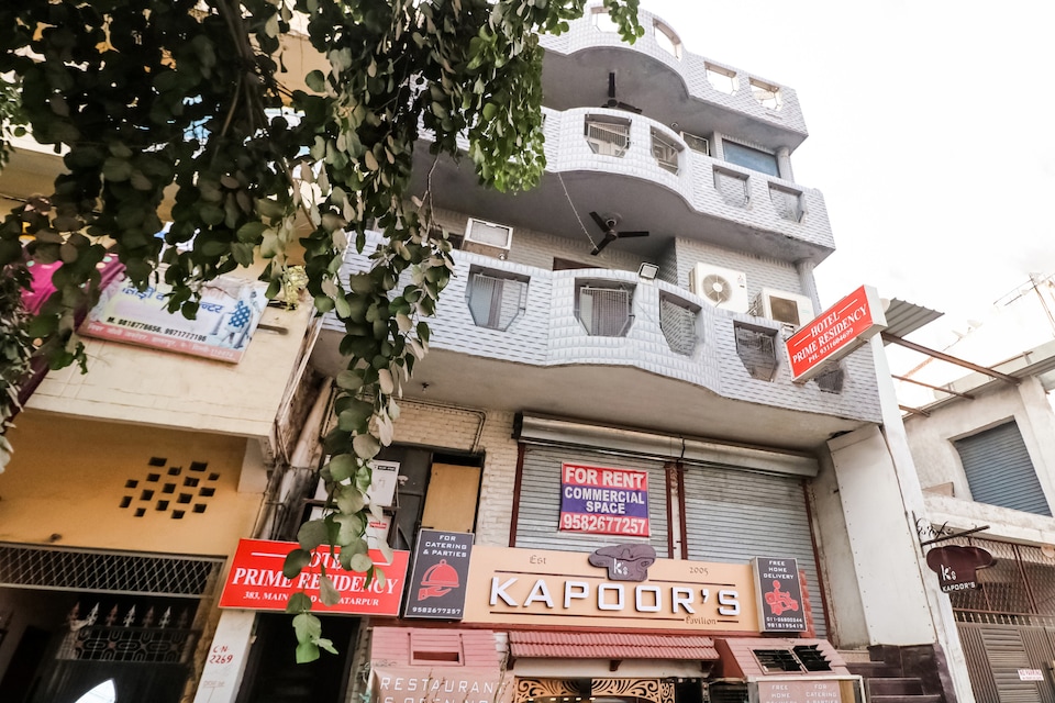 OYO Prime Residency Near Chhatarpur Metro Station, South Delhi East, Delhi