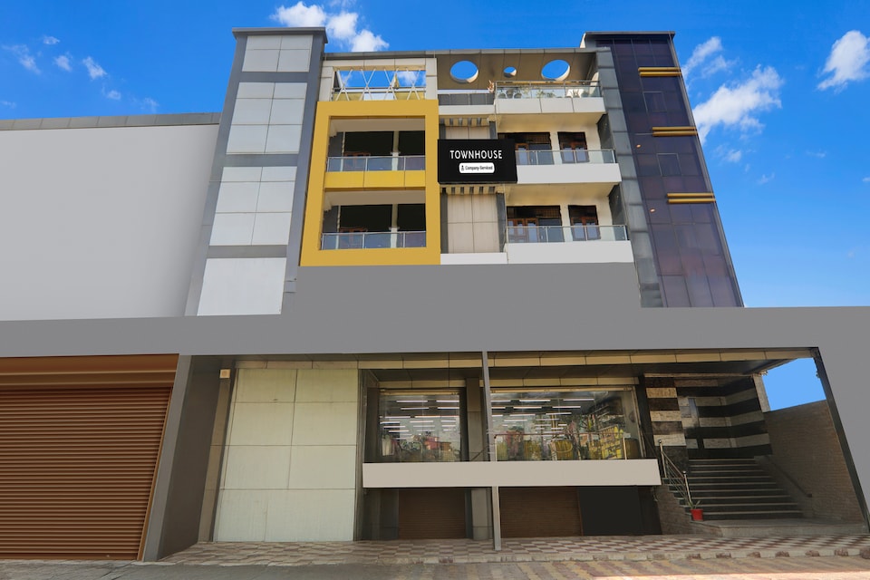 Super Townhouse Awas Vikas Kalyanpur, IIT Kanpur, Kanpur