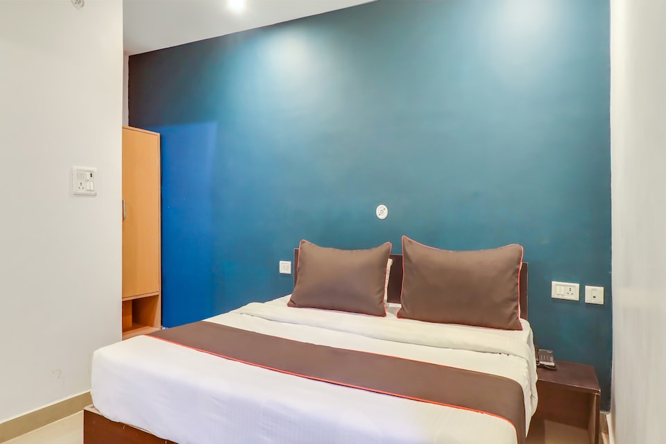 LIVE as LCK986, Alambagh Lucknow, Lucknow