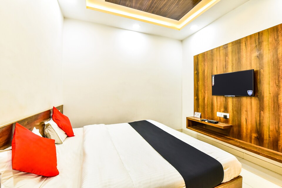 Capital O 74609 Raj Hari Hotel & Restaurant , Jodhpur North, Jodhpur