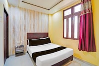 Collection O Prayagraj Bus Stop Formerly Sonica Gold