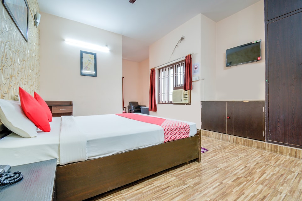 Hotel O Awirank, Boring Road Patna, Patna