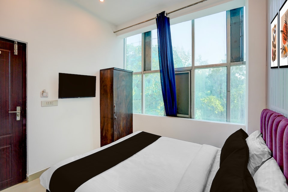 Hotel O Gomti Nagar Station Formerly Insight Inn, Gomti Nagar Lucknow, Lucknow