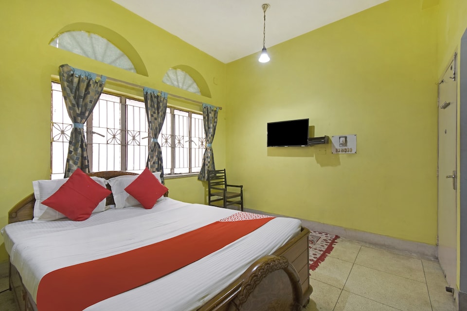 OYO 74730 Royal Room, Salt Lake Kolkata, Kolkata