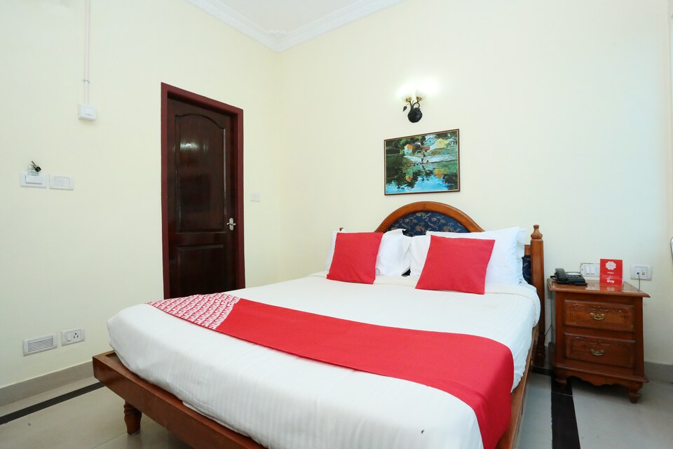  Live as TVM103, M G Road Trivandrum, त्रिवेन्द्रम 