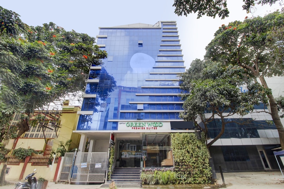 CAPITAL O 74741 Green Woods Premium Suites, Indiranagar Bangalore, Bangalore