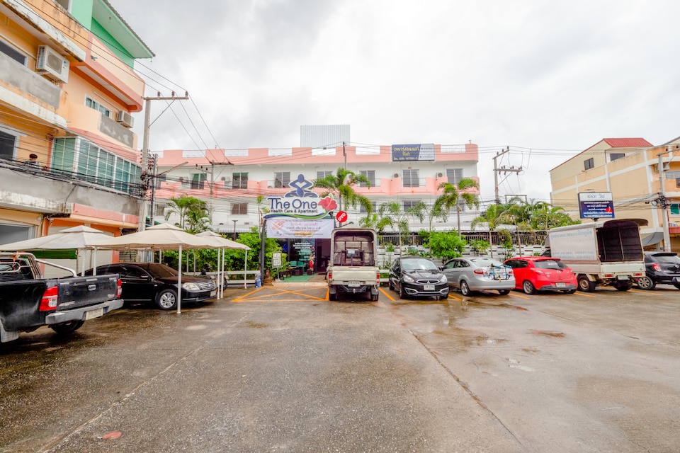 OYO 1123 The One Healthcare And Apartment, Pattaya Sukhumvit Rd. P1, Pattaya