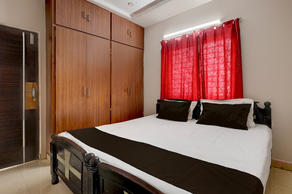 Hotel O Enikepadu Formerly Akshaya, MG Road Vijayawada, Vijayawada