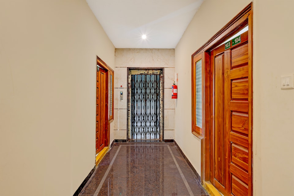 Hotel O Enikepadu Formerly Akshaya, MG Road Vijayawada, Vijayawada