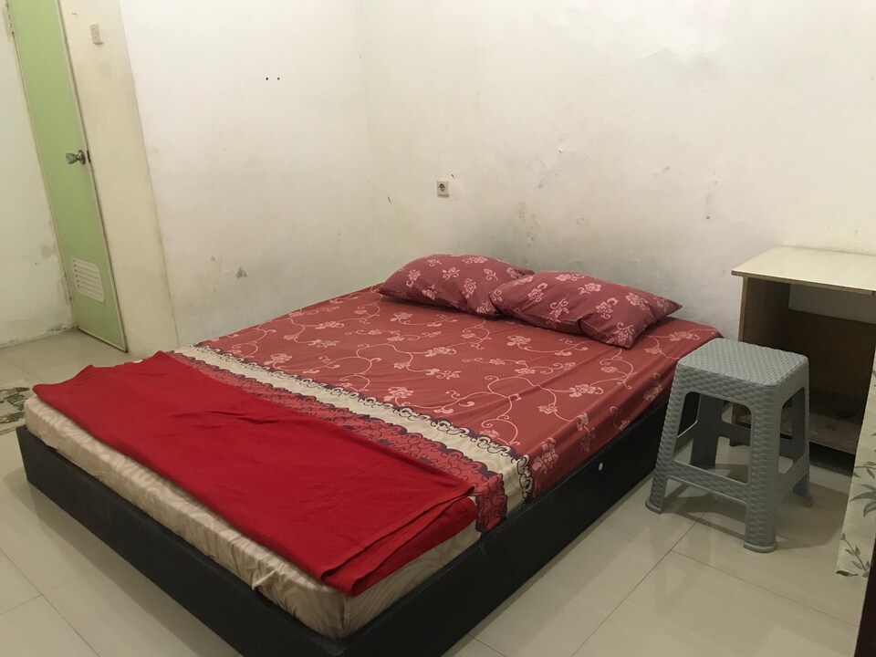 SPOT ON 3867 Rumah Rahman Syariah, Kalimalang, Jakarta