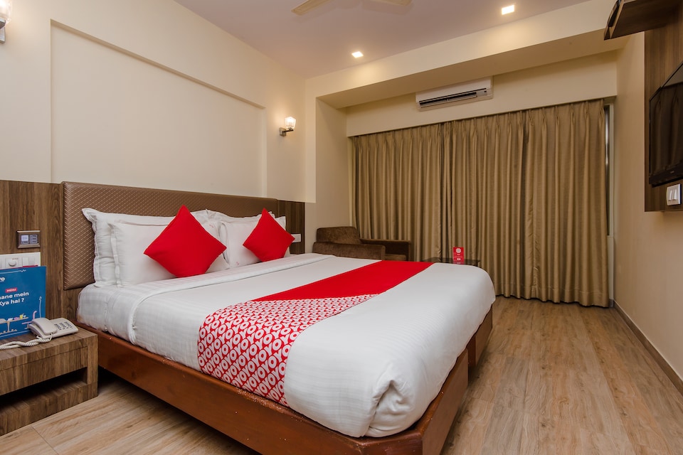 OYO 344 Hotel Atlantic, Juhu, Mumbai