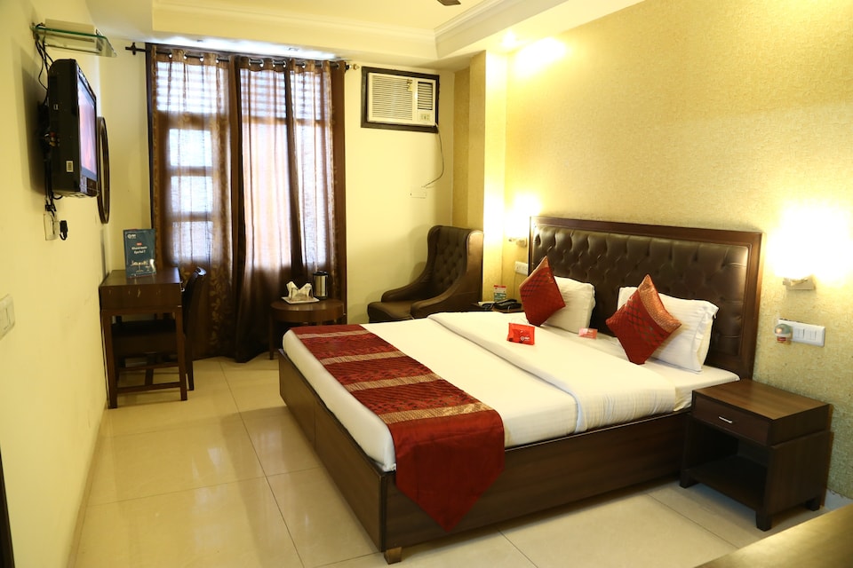 OYO 953 Hotel Diamond Inn, Railway Station Chandigarh, Chandigarh