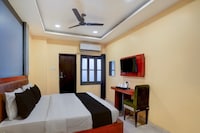 Super OYO Collection O BHU Road Varanasi Formerly Hotel Swarna Banquet