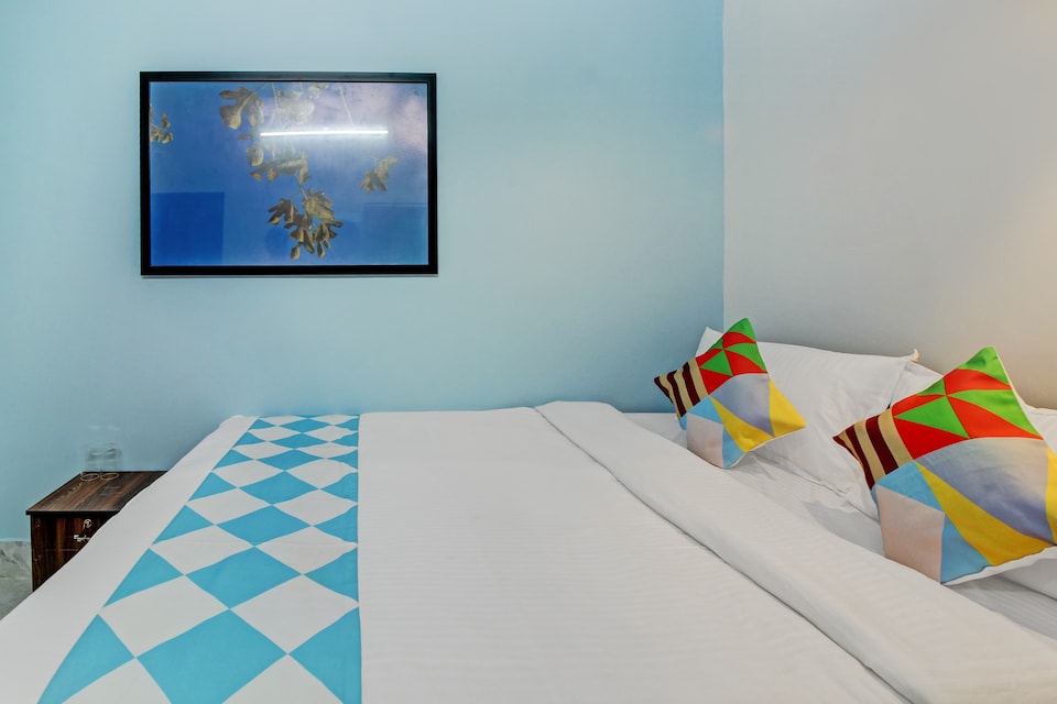 OYO 74867 Nalini Stays, Behala Kolkata, Kolkata